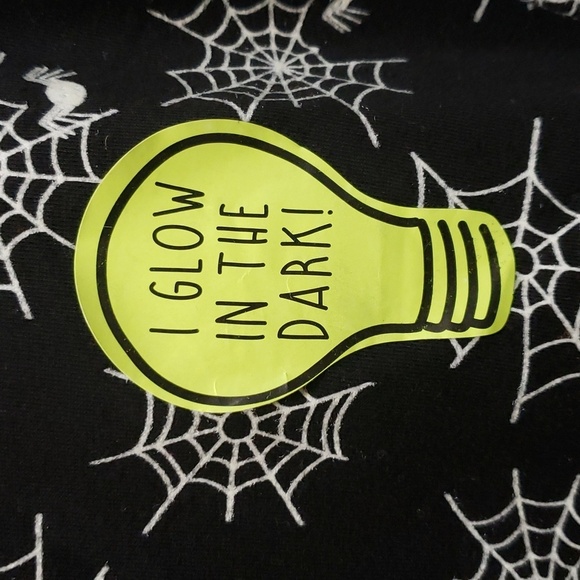 Love, Peace & Lazy Days Black Tshirt with Glow in the Dark Spiders and Webs, S - Picture 3 of 6